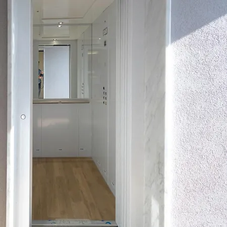 Elysium 招待所 马扎拉德尔瓦洛